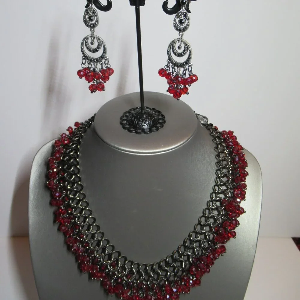 Chainmail Necklace & Earrings Set Silver with Red Beads Choker Collar Dangle - Picture 2 of 16